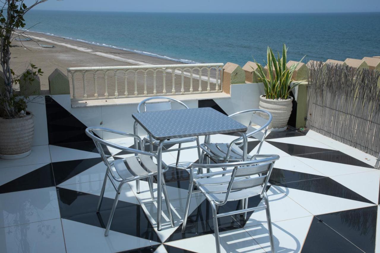 Nhar House Pensiune Sohar
